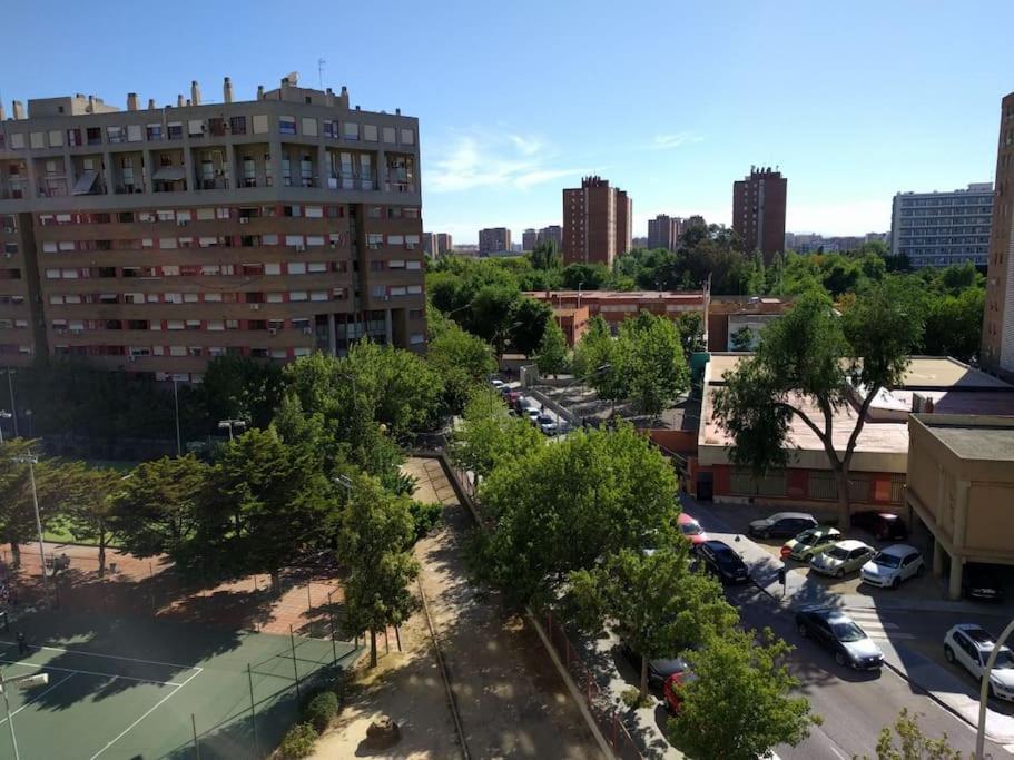 Valencia Las Artes Y Ciencias + Garaje + Netflix Bagian luar foto