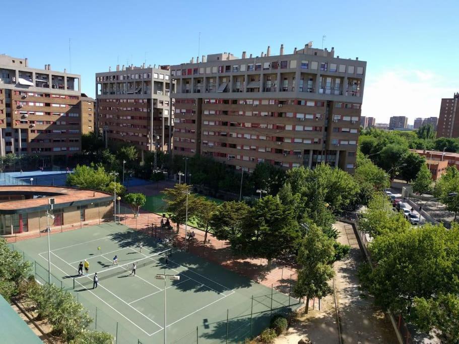 Valencia Las Artes Y Ciencias + Garaje + Netflix Bagian luar foto